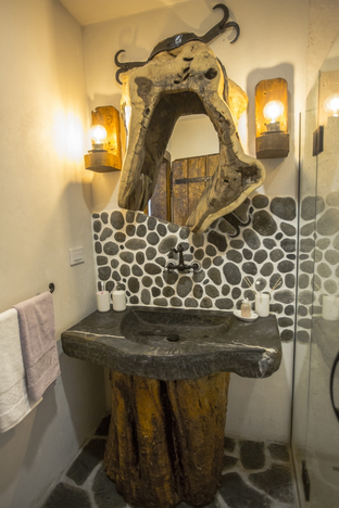 Villa Elmalı Restroom Views