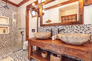 Villa Elmalı Restroom Views