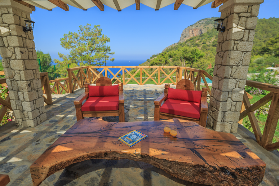 Sea-View Wooden Terrace Lounge Reflecting Gokce Gemile’s Nature Philosophy